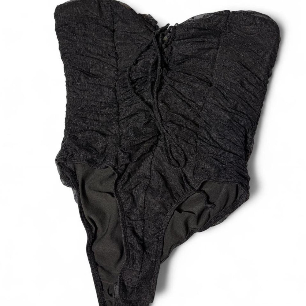 Princess Polly size 6‎ black strapless mesh polka dot lace up bodysuit